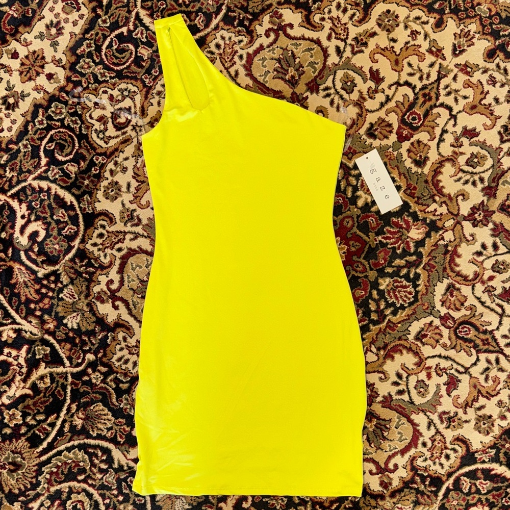 One-Shoulder Neon Yellow Dress Small Gaze NWT